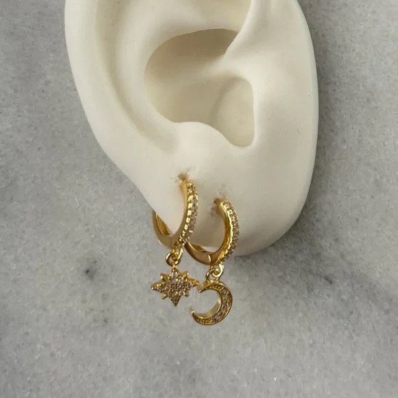 Gold Crystal Pave Star Moon Dangle Huggie Hoop Earrings
Brand New - Picture 3 of 5